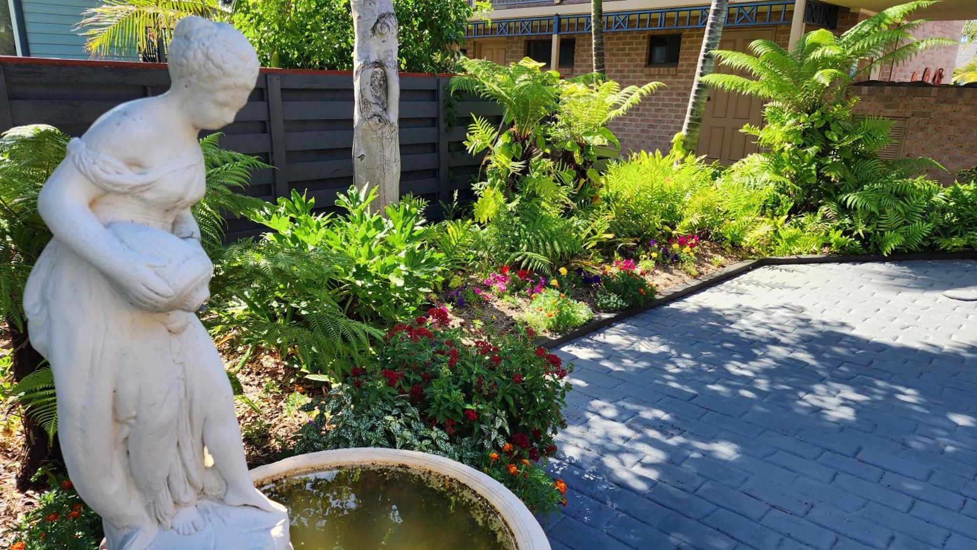 Town Beach Motor Inn ポート・マッコリー エクステリア 写真